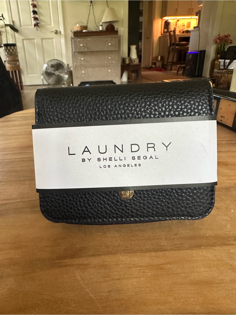 Laundry By Shelli Segal Black Pebbled Leather Compact Wallet new with tags